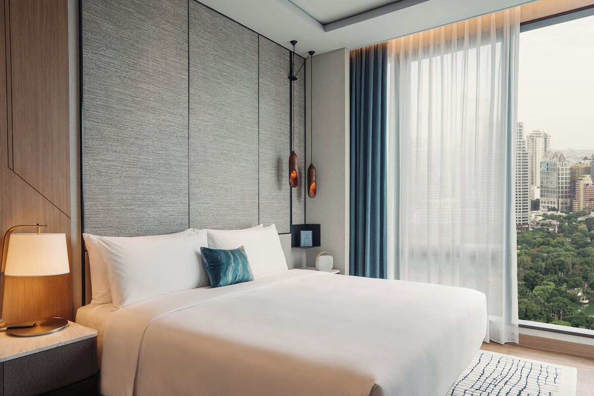 1 bedroom, premium bedding, Select Comfort beds, minibar