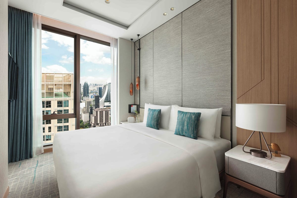 1 bedroom, premium bedding, Select Comfort beds, minibar