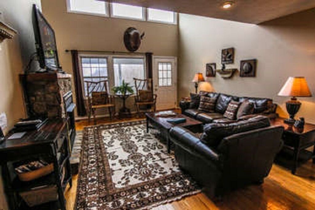 Special Pricing 3 king-master-suites,  in the App Ski Mtn,  w/mountain views