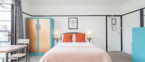 1 bedroom, iron/ironing board, travel crib, free WiFi