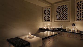 Sauna, bain à remous, hammam