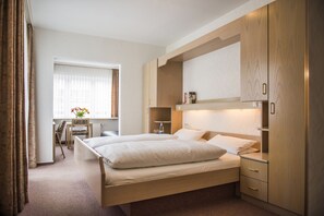 Superior Double Room | Desk, soundproofing, free WiFi, bed sheets - Hotel Gasthof Jägerstüble (Freudenstadt)