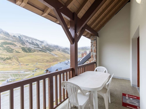 Charmant Duplex T3 avec Terrasse, Piscine, Salle de Fitness et Parking à La Mongie