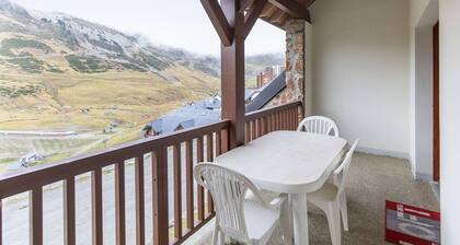 Charmant Duplex T3 avec Terrasse, Piscine, Salle de Fitness et Parking Ă  La Mongie