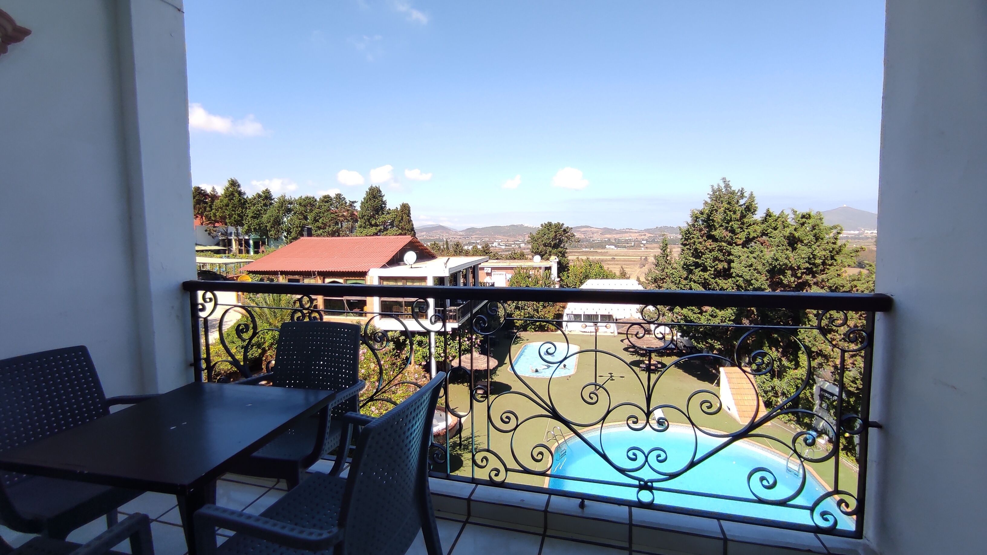 Standard Studio, 1 Bedroom, Balcony, Pool View | Terrace/patio