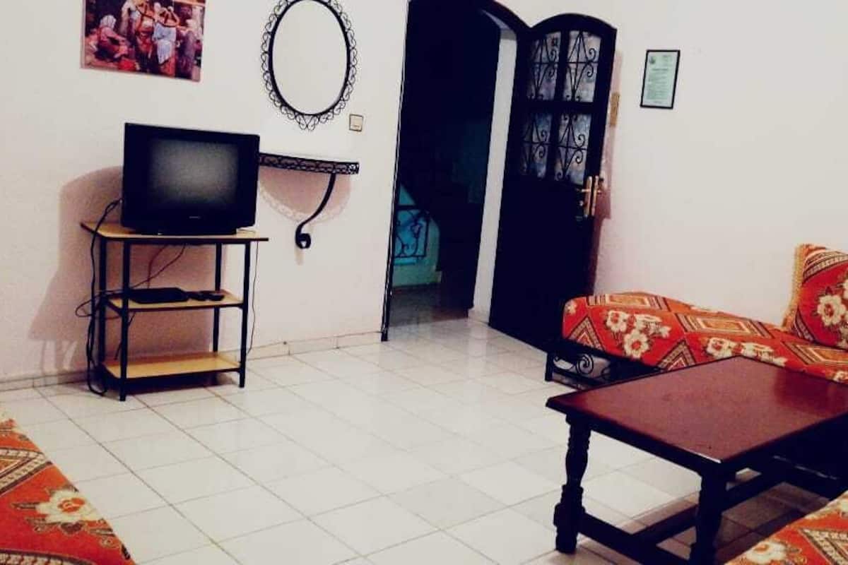 Familienapartment, Balkon | Wohnzimmer
