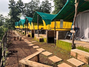 Tenda Deluks | Seprai linen