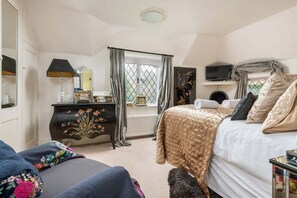 6 Schlafzimmer, Bügeleisen/Bügelbrett, kostenloses WLAN, Bettwäsche