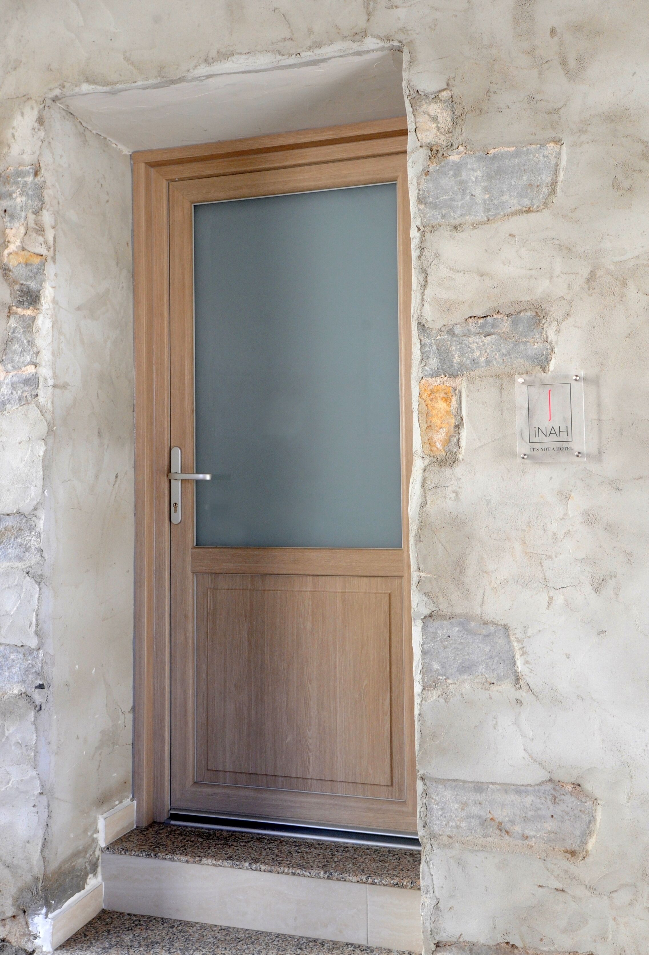 Entrée de l’hébergement