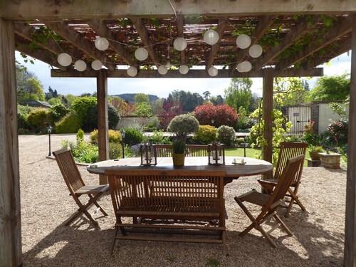 Luxushaus in wunderschöner Umgebung in Surrey Hills