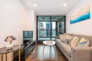 City Apartment, 1 Bedroom, Non Smoking | Living area | Smart TV