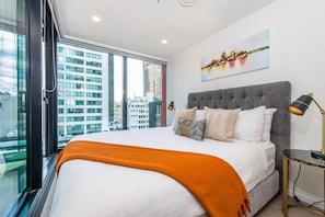 City-Apartment, 1 Schlafzimmer, Nichtraucher | 1 Schlafzimmer, Bügeleisen/Bügelbrett, kostenloses WLAN, Bettwäsche