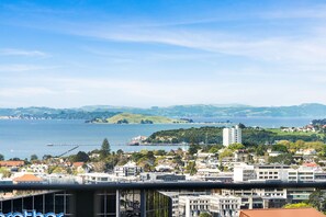 Balcony view - Ehome - 2 Bedroom Apartment on Airedale (Auckland)