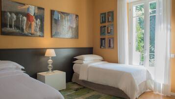 Executive-Apartment, 3 Schlafzimmer, Balkon, Gartenblick | 3 Schlafzimmer, individuell eingerichtet, laptopgeeigneter Arbeitsplatz