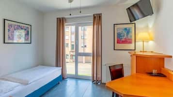 Classic-Einzelzimmer | Minibar, Zimmersafe, Schreibtisch, laptopgeeigneter Arbeitsplatz