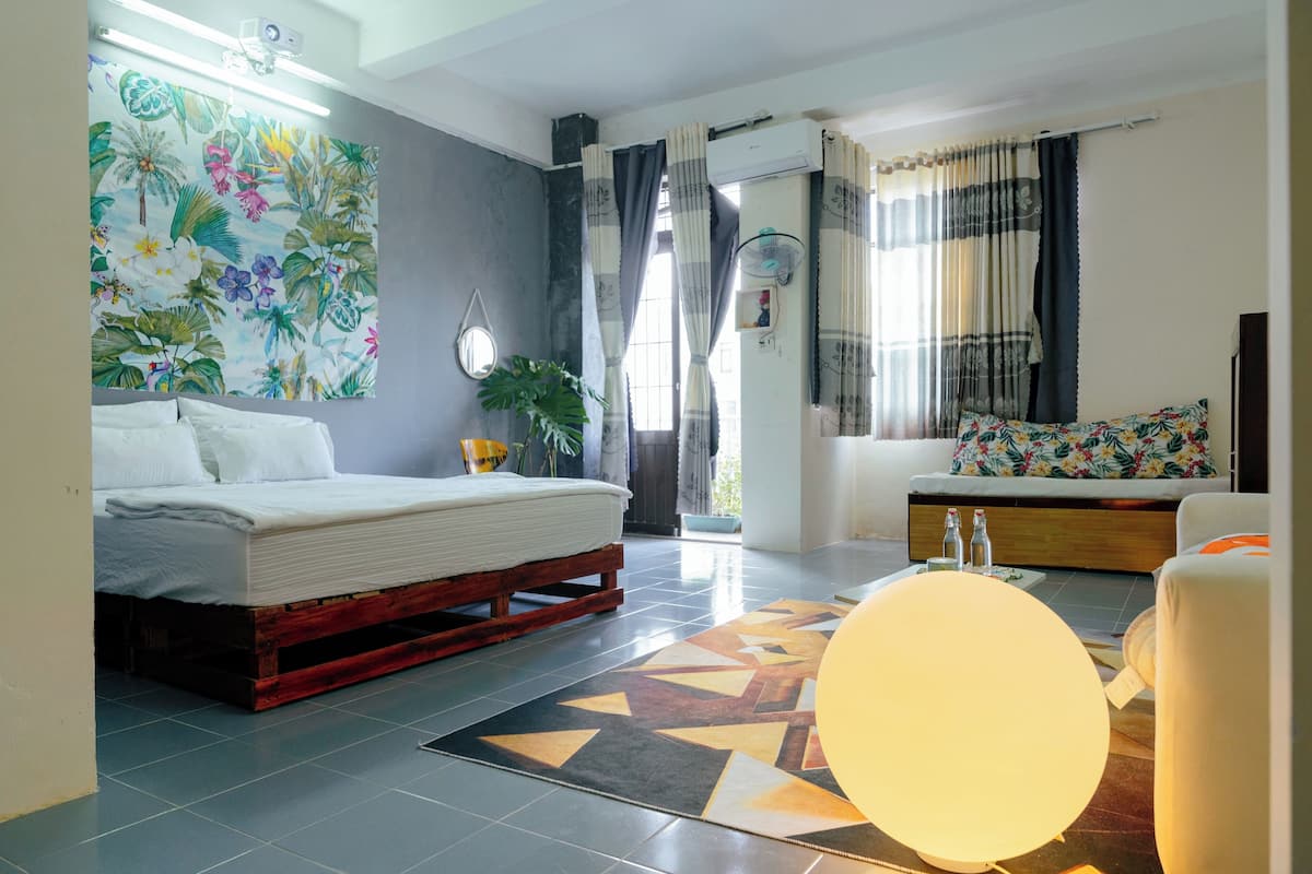 1 bedroom, Select Comfort beds, blackout curtains, free WiFi