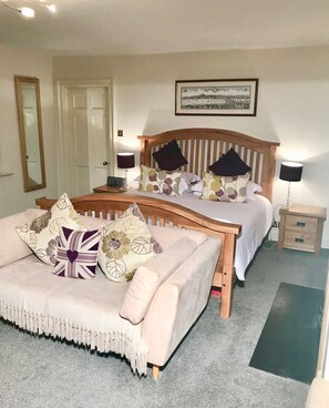 4 soverom, strykejern/-brett, reiseseng for barn og wi-fi