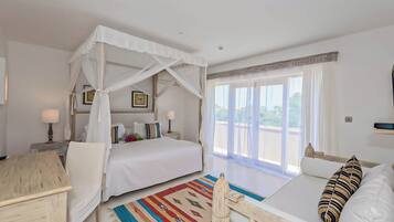 Luxury Villa, 3 Bedrooms | 1 bedroom, Select Comfort beds, in-room safe, laptop workspace