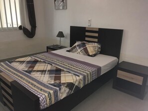 3 dormitorios, tabla de planchar con plancha, wifi gratis y ropa de cama