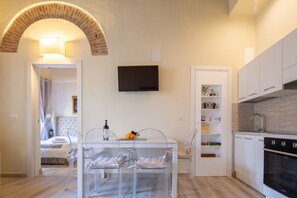 Comfort Apartment | In-room dining - Duomo Apartments by Mmega (Florence)