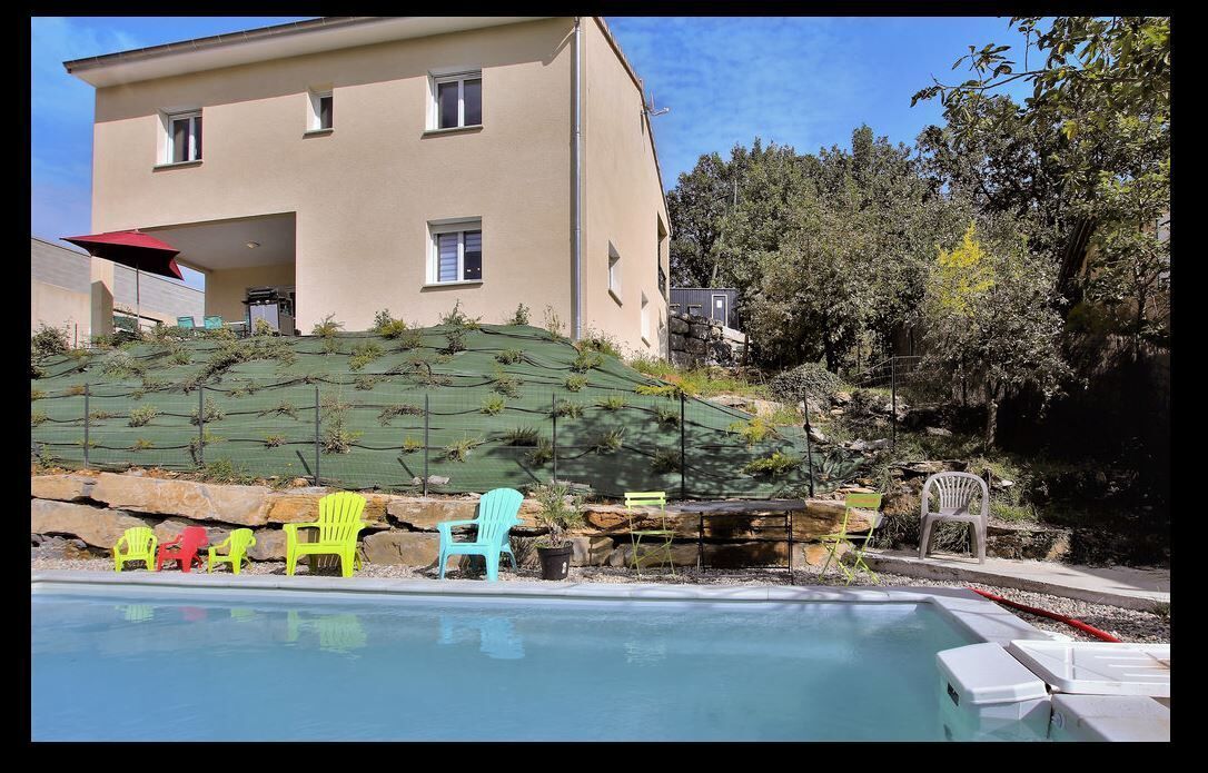 OPENING MAY 2020 Cottage with pool 14 people