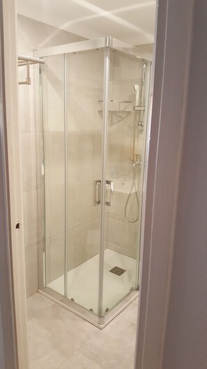 Bathroom - Ocean view - Beachfront with 5 pools (Benalmádena)