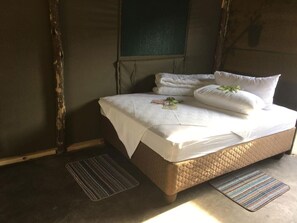 Standard Tent, 1 Bedroom - Twyfelfontein Tented Camp (Khorixas)