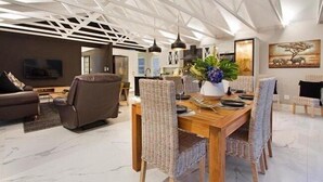 Standaard huis, 3 slaapkamers | Woonruimte