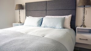 Basic Apartment, 1 Bedroom - 18 on Abelia (Kloof)