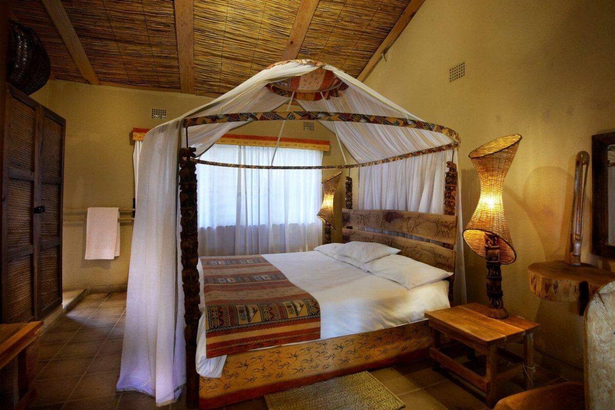 Premium bedding, down comforters, Select Comfort beds, desk