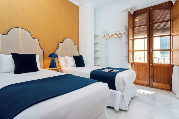 Apartment (3 Bedrooms)