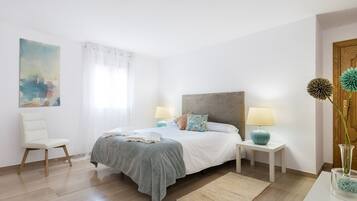 Apartment, 3 Bedrooms | 3 bedrooms, iron/ironing board, bed sheets