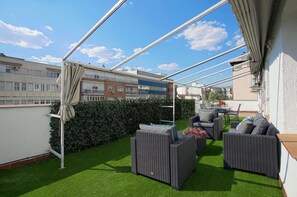 View from room - Beautifuly Decorated 2 Bd Apart With Private Terrace, Reina Sofia (Madrid)