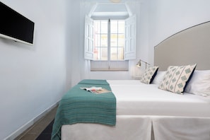 Appartement (2 Bedrooms) | 2 chambres, fer et planche à repasser, Wi-Fi gratuit, draps fournis
