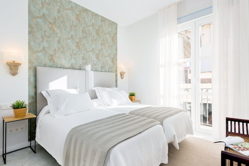 Genteel Home Encarnacion