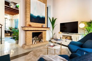 Appartement (4 Bedrooms) | Coin séjour