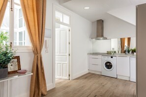 Leilighet, 1 soverom | Eget kjøkken | Kjøleskap, mikrobølgeovn, oppvaskmaskin og espressomaskin