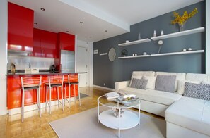 Apartment, 1 Bedroom | Living room | Flat-screen TV - Apartment Near Retiro Park & Prado Museum Retiro I (Madrid)