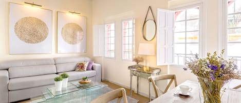 Appartement (3 Bedrooms) | Coin séjour