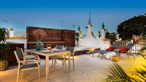 Apartment (2 Bedrooms) | Terrace/patio - Genteel Home Santa Teresa (Seville)
