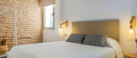 Appartement (3 Bedrooms) | 1 slaapkamer, geluiddichte muren, een strijkplank/strijkijzer