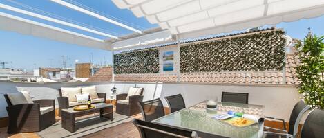 Lägenhet (2 Bedrooms) | Terrass/Patio