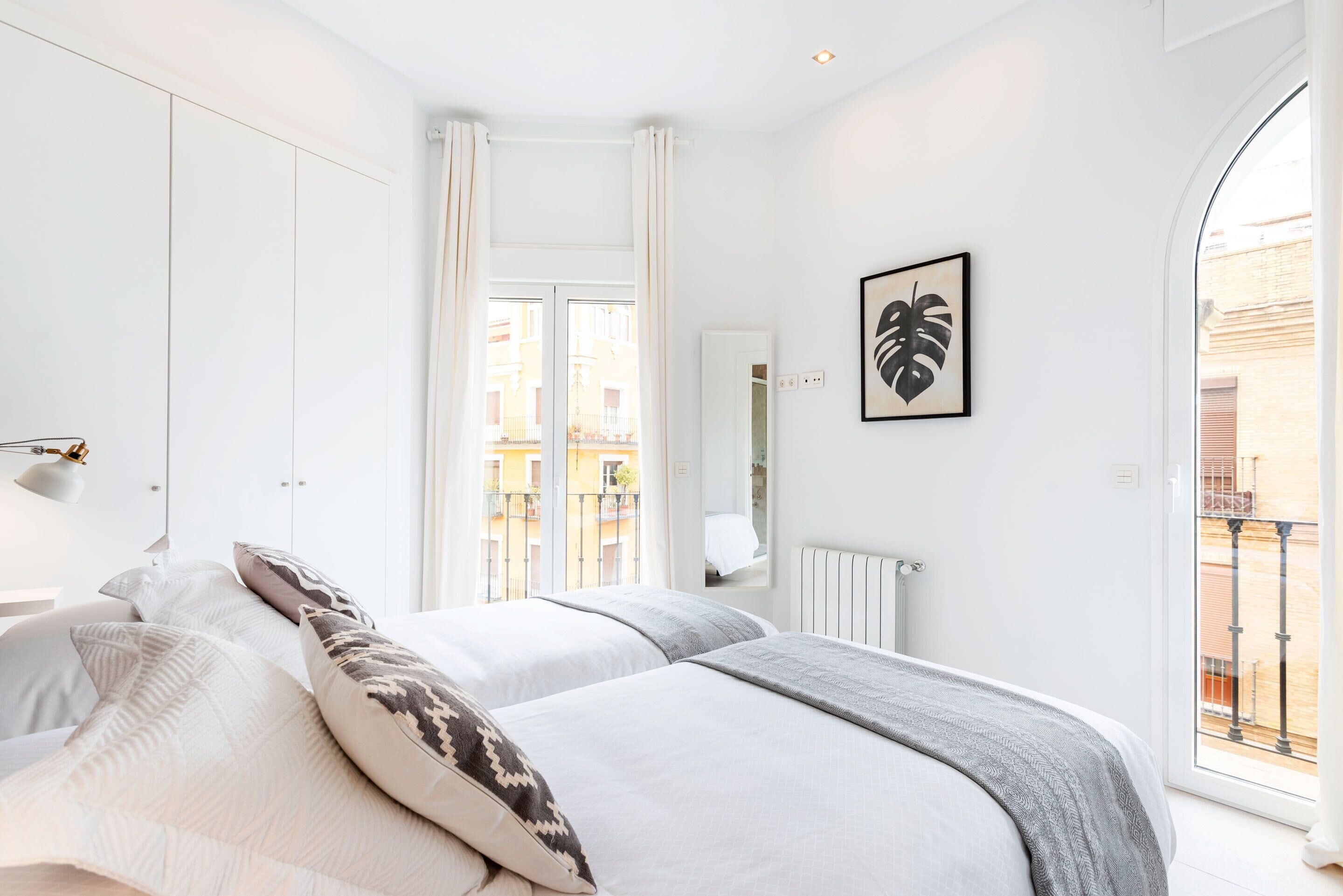 Apartment (4 Bedrooms)