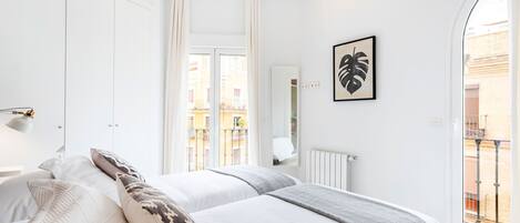 Apartment (4 Bedrooms)