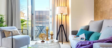 Apartment (1 Bedroom) | Living area