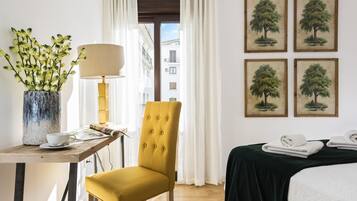 Apartment (3 Bedrooms) | 3 bedrooms, iron/ironing board, free WiFi, bed sheets