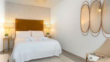 Căn hộ (3 Bedrooms) | 3 phòng ngủ, bàn ủi/dụng cụ ủi quần áo