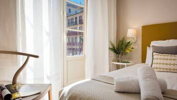 Apartment (2 Bedrooms) | 2 Schlafzimmer, Bügeleisen/Bügelbrett, kostenloses WLAN, Bettwäsche