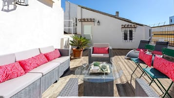 Apartment (2 Bedrooms) | Balkon