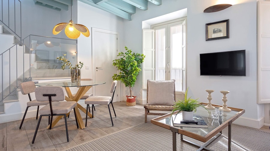 Genteel Home Padre Marchena V
